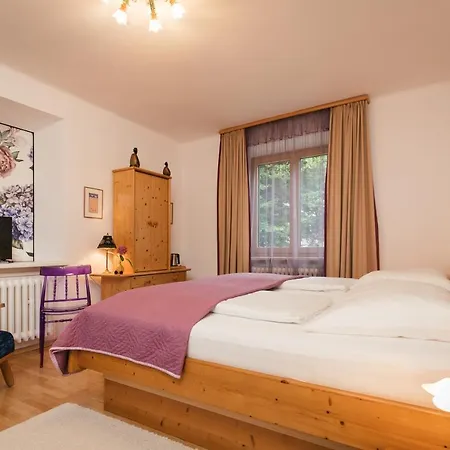 Marwa - Eine Ruheoase Im Grünen