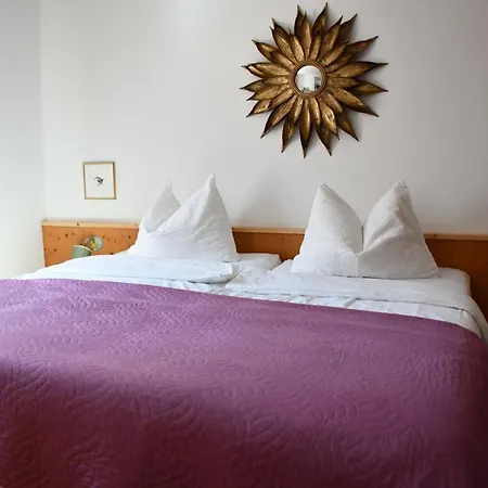 Проживання в сім'ї Marwa - Eine Ruheoase Im Gruenen Інсбрук