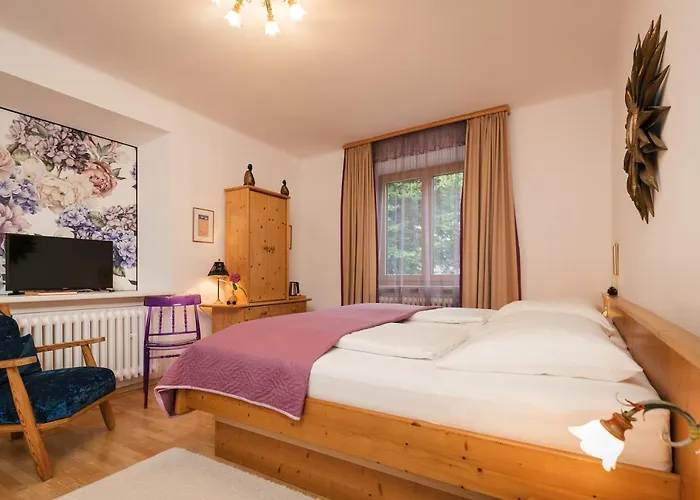 Marwa - Eine Ruheoase Im Gruenen