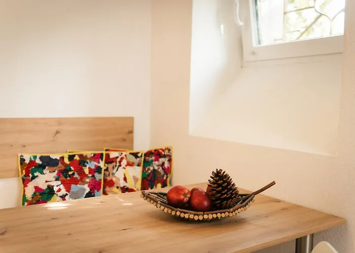 民宿 Marwa - Eine Ruheoase Im Gruenen 因斯布鲁克